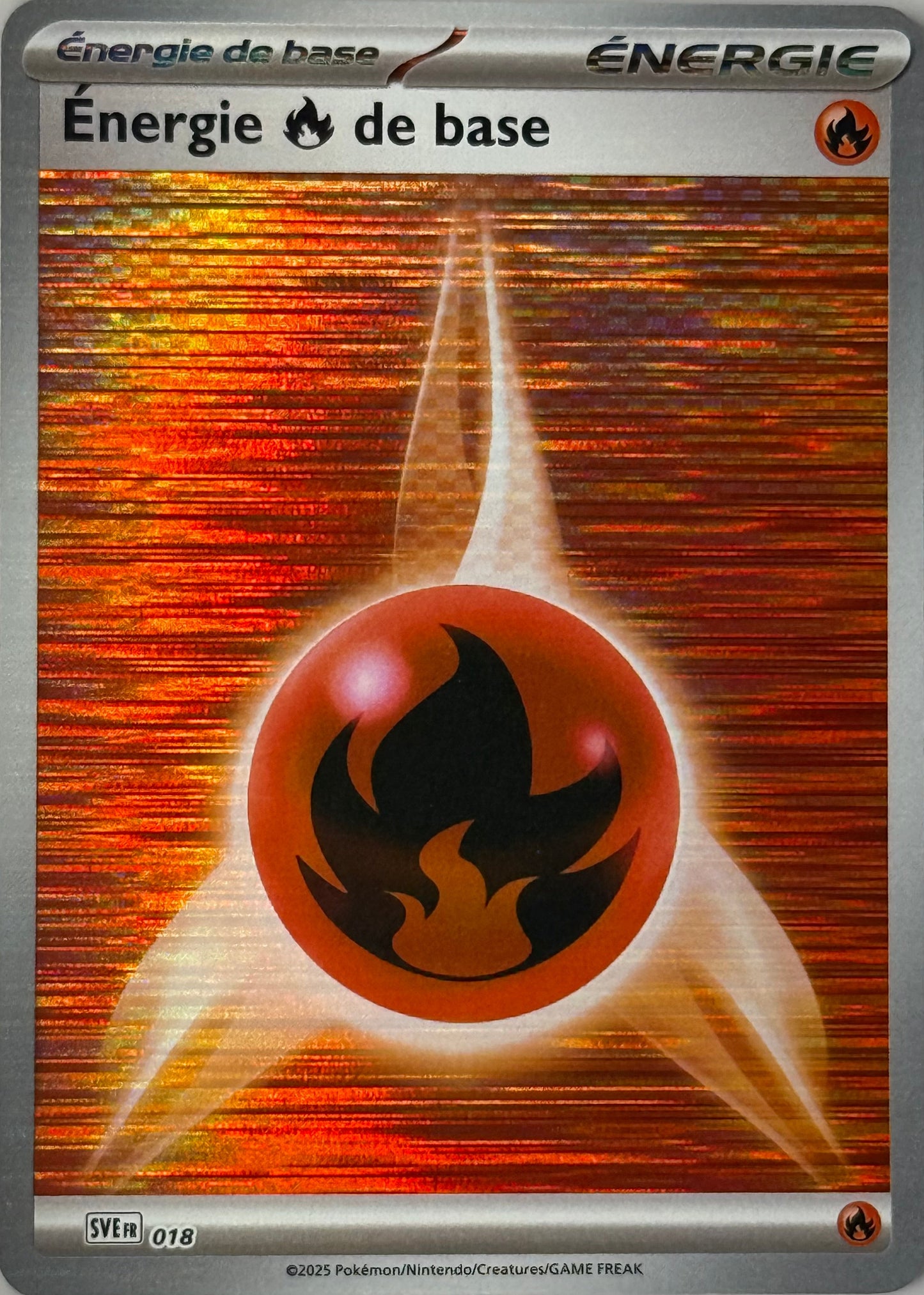 Energie Feu de base 018 - Holo Linear
